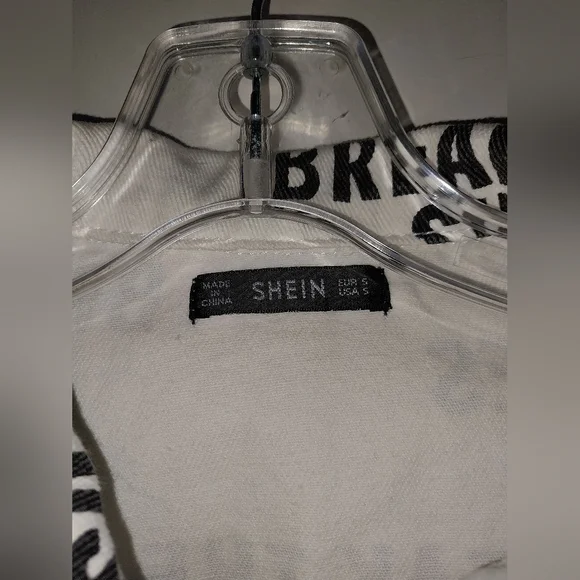 White Boxy "Break" Statement Jacket. Size S - Picture 3 of 7